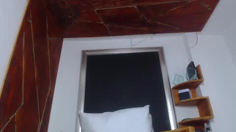 Snapshot of aquiles_elpapi chatting on February 2025 01:31:02 PM AquilesElpapi online show from February 2025 01:31:02 PM