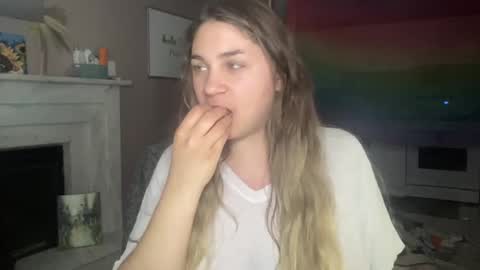 BustyPrincessLeila online show from December 2024 05:27:01 AM