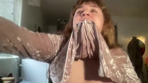 Snapshot of arabbustybeauty chatting on February 2026 09:46:02 PM BustyPrincessLeila online show from February 2026 09:46:02 PM