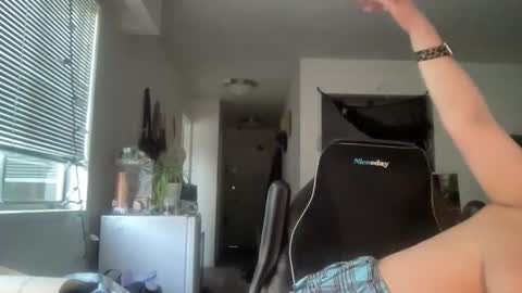 Snapshot of arabbustybeauty chatting on February 2026 05:18:02 PM BustyPrincessLeila online show from February 2026 05:18:02 PM