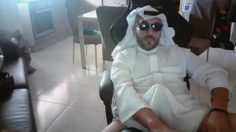 ArabicBeastHabibi online show from October 2025 01:10:01 PM