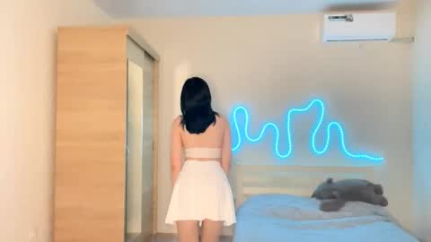 Emi online show from March 2026 03:48:02 PM