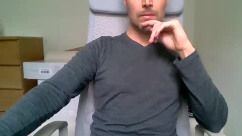 aragon9999 online show from December 2024 11:00:02 AM