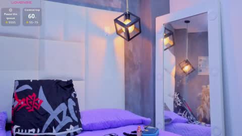 Snapshot of aranza_jones chatting on April 2026 11:02:01 AM Aranza online show from April 2026 11:02:01 AM