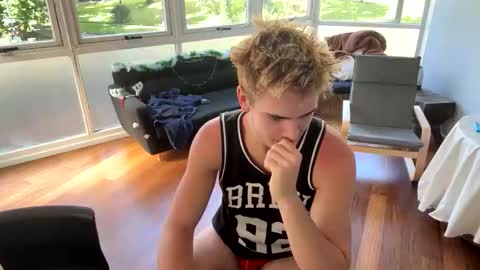 Archie online show from December 2025 12:44:02 PM