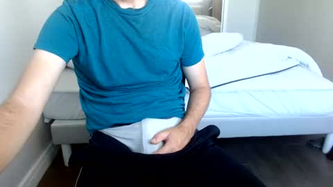Snapshot of arekusan6 chatting on June 2026 05:45:02 AM Arek online show from June 2026 05:45:02 AM