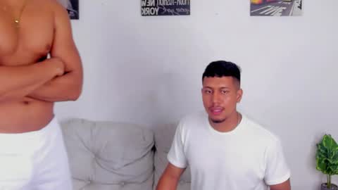 ares levi online show from November 2025 07:13:01 PM