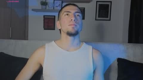 Mateo online show from November 2025 04:12:02 AM