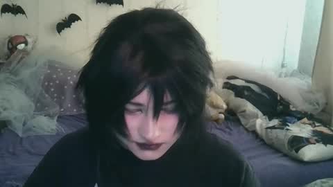 Ahri online show from February 2025 10:37:02 AM