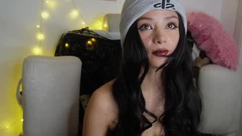 Snapshot of ari_kat666 chatting on May 2026 08:48:01 PM ari online show from May 2026 08:48:01 PM
