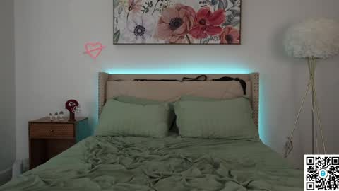 Snapshot of ari_lovexo chatting on December 2024 06:15:02 PM Ari and Penn online show from December 2024 06:15:02 PM