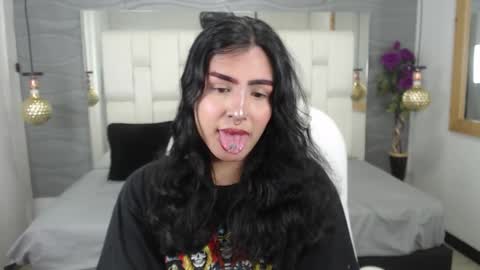 Ari  online show from March 2025 11:46:01 PM