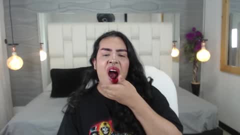 Ari  online show from March 2025 02:49:02 AM