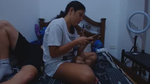 Snapshot of aria_arthur chatting on September 2025 12:21:02 PM aria_arthur online show from September 2025 12:21:02 PM