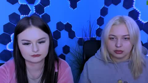 aria_blaze_ online show from April 2026 08:52:02 AM