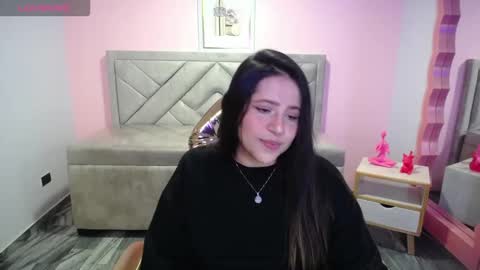 Snapshot of aria_ch1 chatting on November 2025 10:31:02 PM Aria online show from November 2025 10:31:02 PM