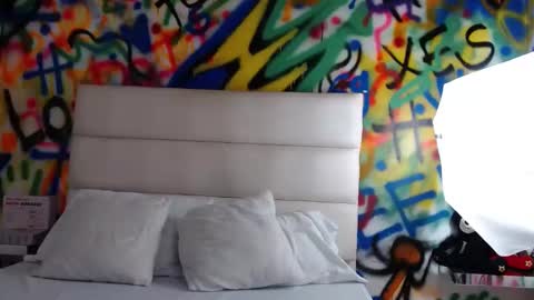 aria online show from December 2024 12:06:01 PM