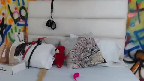 aria online show from February 2025 12:01:02 PM