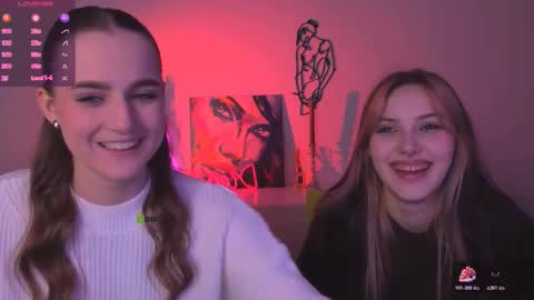 Luna online show from October 2025 07:13:02 PM