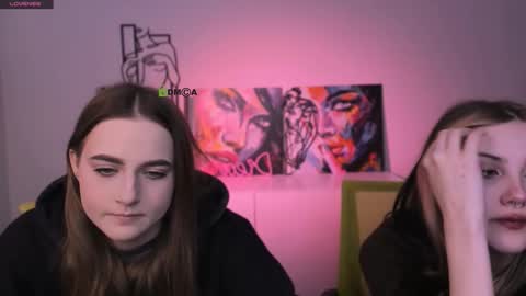 Luna online show from November 2025 05:40:02 AM