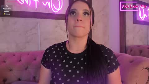 Snapshot of aria_moont chatting on November 2025 03:19:02 PM I OOT online show from November 2025 03:19:02 PM