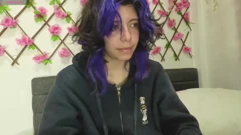 aria_silk online show from April 2026 01:58:02 AM