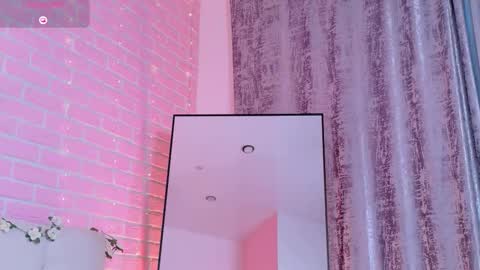 Your Arianna online show from October 2025 03:50:01 AM