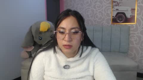 Snapshot of ariabliss_ch chatting on June 2026 05:12:01 AM ariabliss_ch online show from June 2026 05:12:01 AM