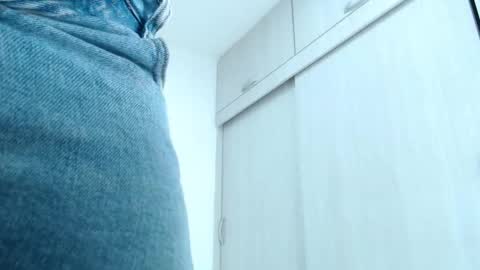 ariacoral online show from October 2025 01:03:02 PM