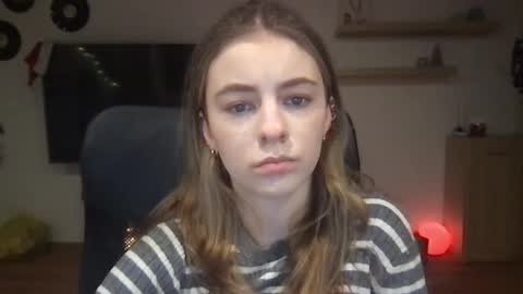 AriaCreazy online show from December 2024 03:23:01 PM