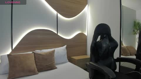 A R I A D N A online show from March 2026 03:52:01 AM