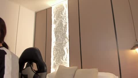 A R I A D N A online show from April 2026 03:04:02 AM