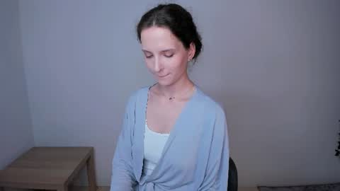 Ariadna online show from June 2026 10:29:02 PM