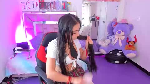 ariadnacappelletty online show from May 2026 04:37:02 PM