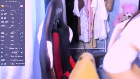 Ari online show from September 2025 06:34:01 AM