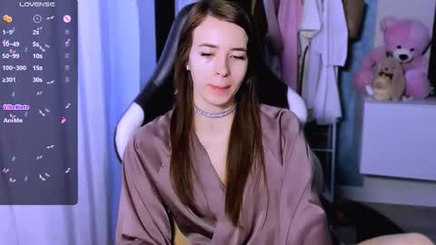 Ari online show from September 2025 04:48:02 AM