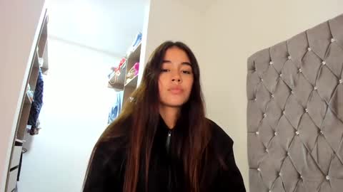 Snapshot of ariamontgomeryyy chatting on December 2024 04:49:02 AM Aria Montgomery online show from December 2024 04:49:02 AM