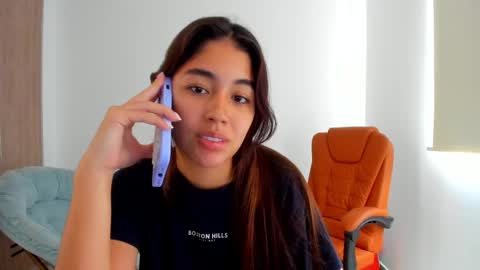 Snapshot of ariamontgomeryyy chatting on March 2025 07:05:02 PM Aria Montgomery online show from March 2025 07:05:02 PM