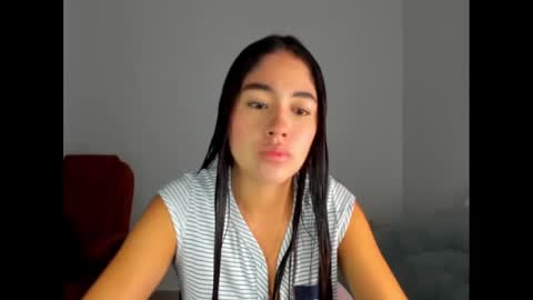 Snapshot of ariamontgomeryyy chatting on March 2025 09:44:02 AM Aria Montgomery online show from March 2025 09:44:02 AM