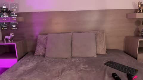 Snapshot of ariana__parker chatting on June 2026 04:11:01 AM ariana__parker online show from June 2026 04:11:01 AM