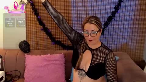 Ariana Cruz online show from October 2025 05:10:02 PM