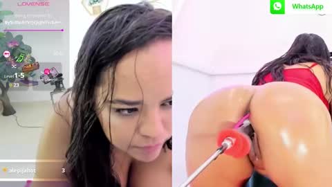 Snapshot of ariana_girl_ chatting on January 2025 08:57:02 AM ariana girl online show from January 2025 08:57:02 AM