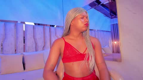 ariana_grande233 online show from April 2026 11:46:02 AM