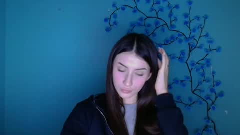 Ariana online show from December 2025 12:21:02 PM