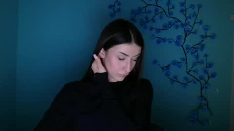 Snapshot of ariana_muur chatting on February 2026 12:43:02 PM Ariana online show from February 2026 12:43:02 PM