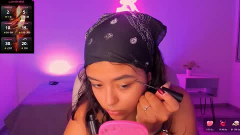 Ariana  online show from November 2025 12:48:02 PM