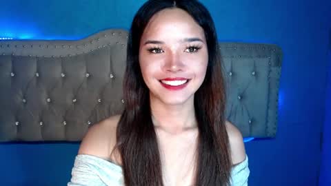 Snapshot of ariana_queen_hugecock69 chatting on April 2026 06:36:02 PM Arian online show from April 2026 06:36:02 PM