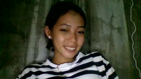 ariana_sweet25 online show from April 2026 12:43:01 PM