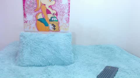 Ari online show from December 2024 08:25:01 PM