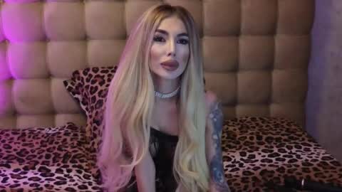 Ariana online show from March 2025 10:10:02 PM